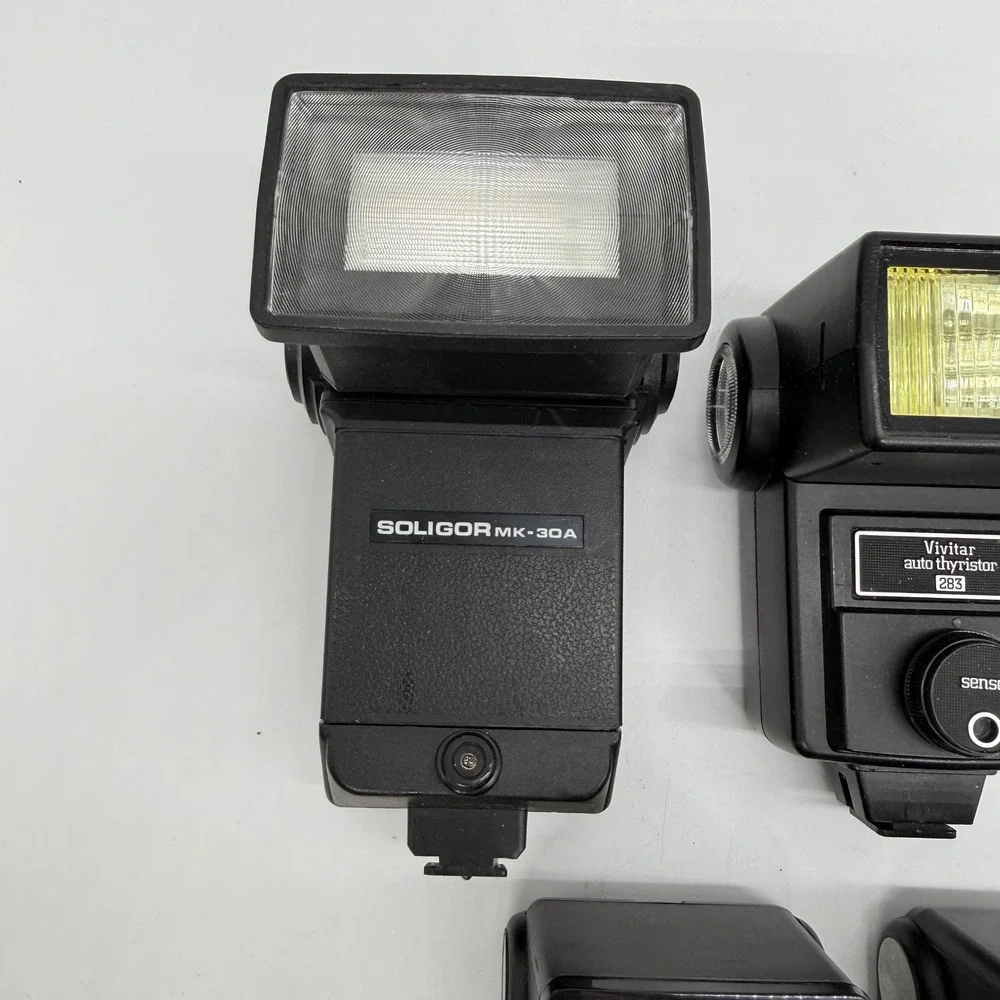 Vintage Camera Flash Lot Soligor Vivitar   Sunpak For Parts or Repair *Untested*